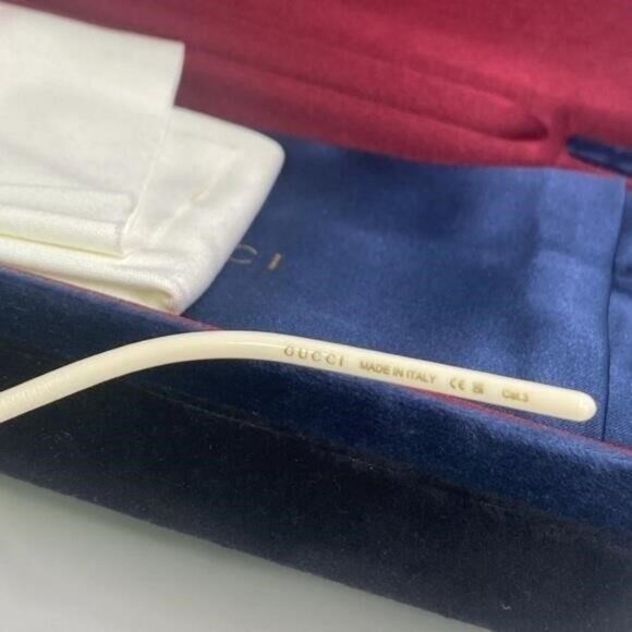 💯- New Authentic Gucci Grey Butterfly Ladies Sunglasses GG1267S 001 60 - Picture 8 of 13